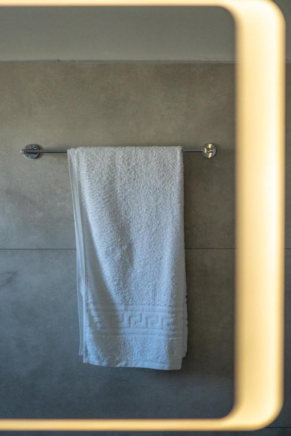 Villa Blue Coast House Goudhouros Esterno foto