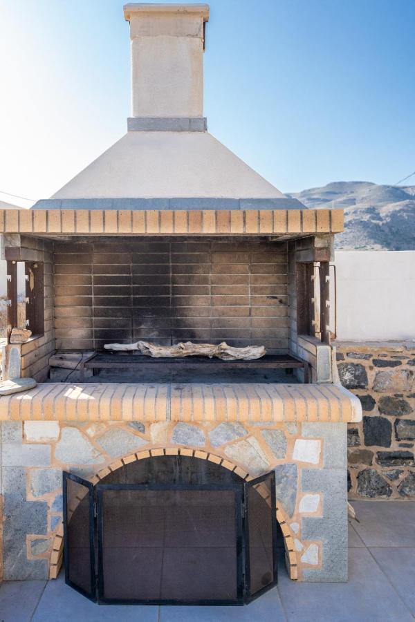 Villa Blue Coast House Goudhouros Esterno foto